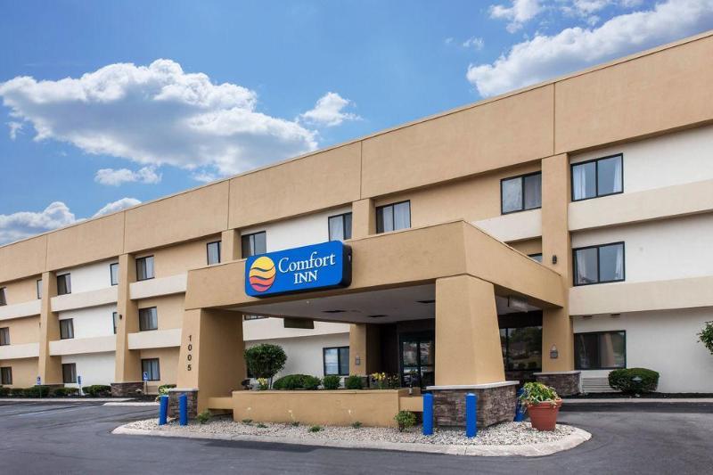 Days Inn By Wyndham Форт Уэйн Экстерьер фото